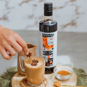 Fonte_SPECIALITY-CONCENTRATE_lifestyle3_chai_750ml.webp